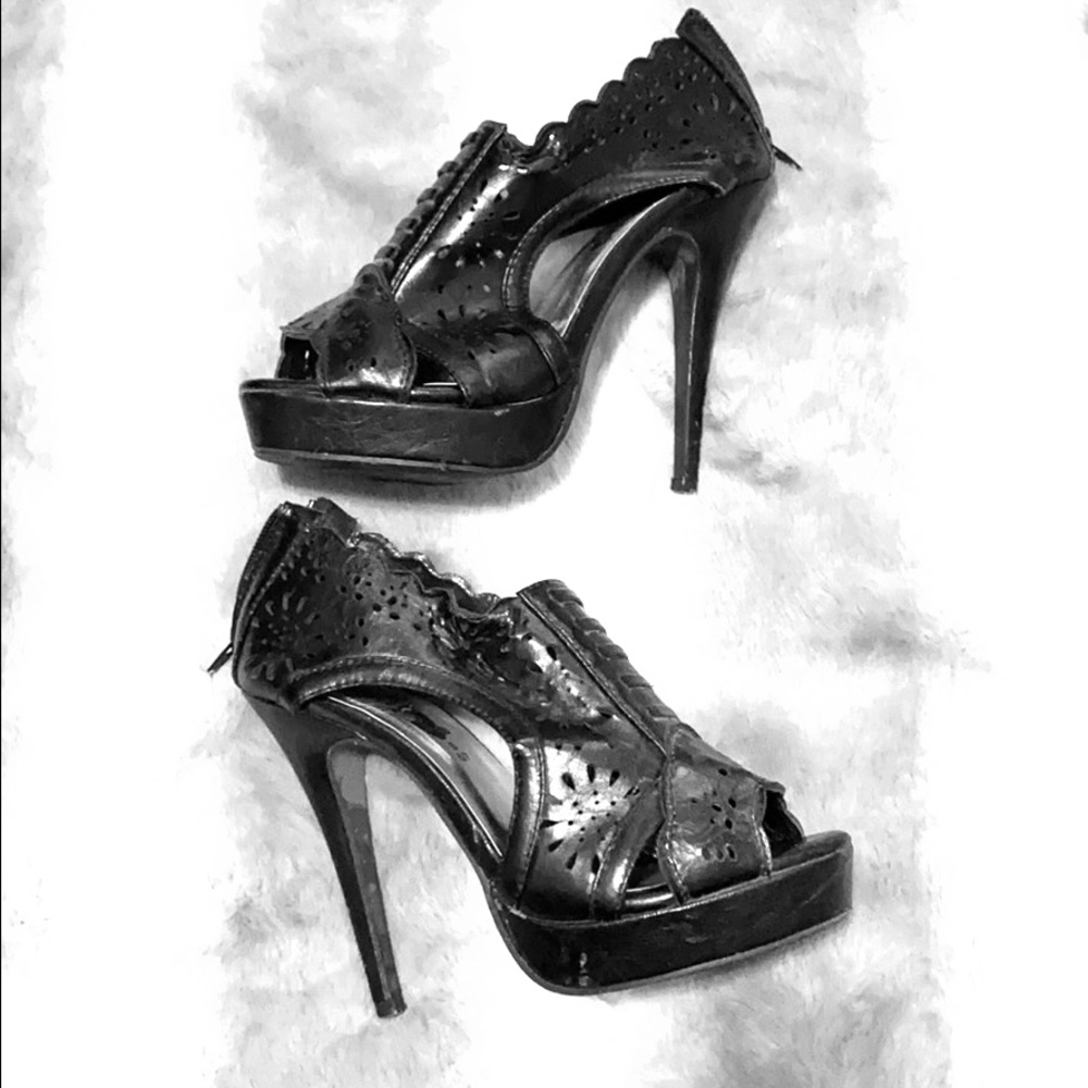 Black heels